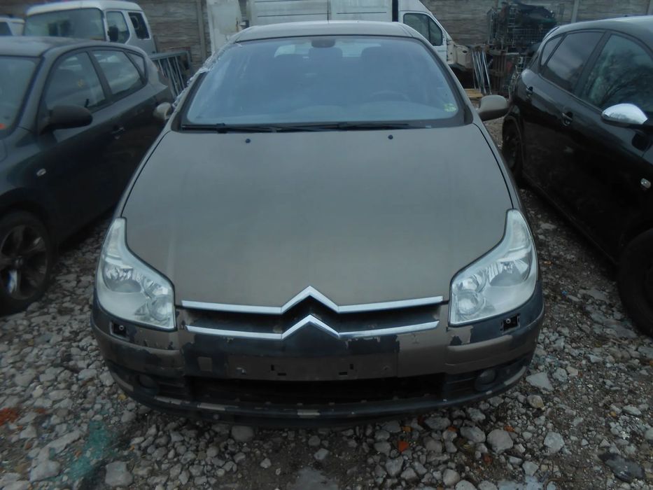 Citroen C5 2 HB 2004-2008 2.0 Benzyna LIFT Kod lakieru KEBC WERSJA EUROPA