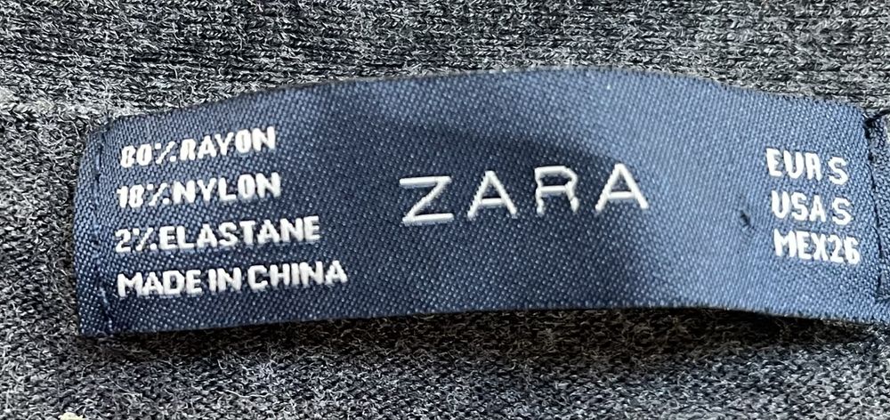 Sukienka midi Zara