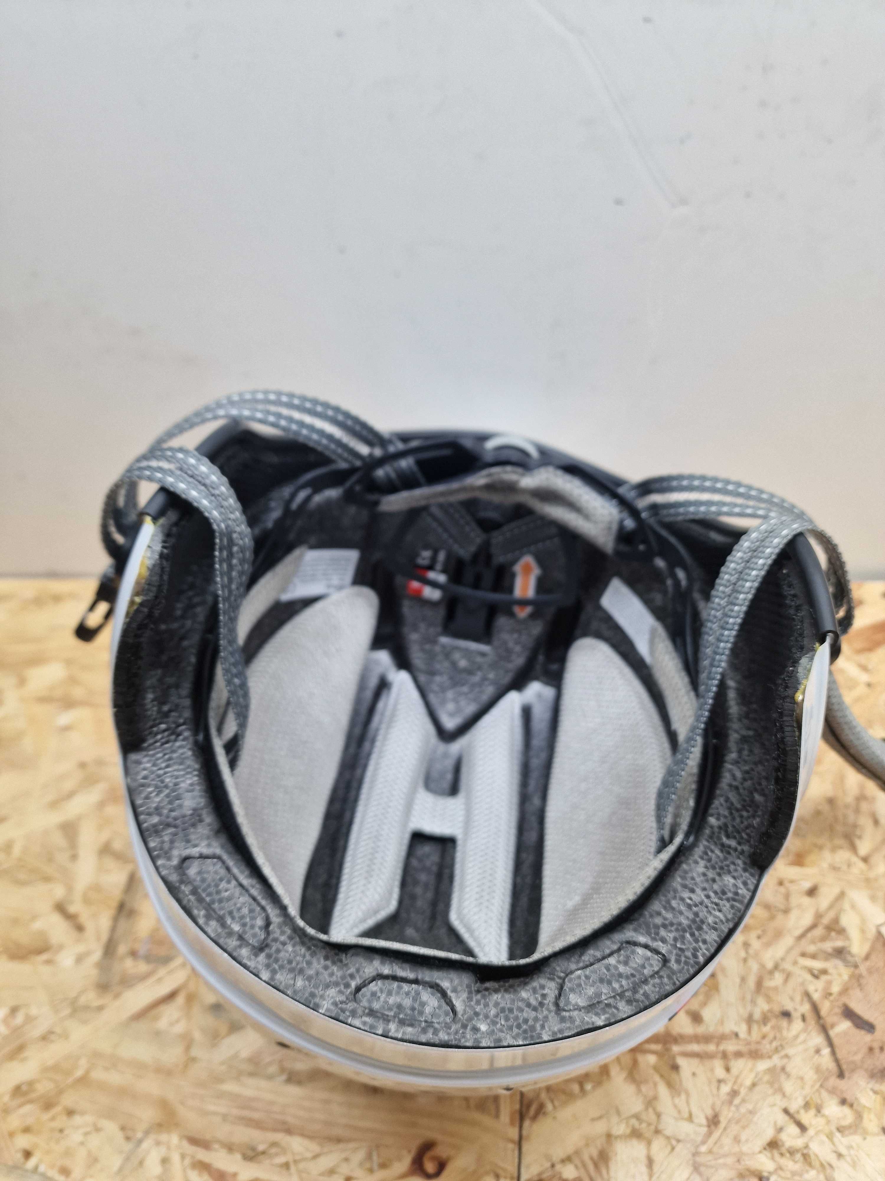 Capacete de contra-relógio R2 Ath19a Tria