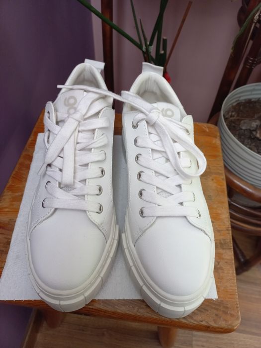 Buty sportowe damskie good news nowe