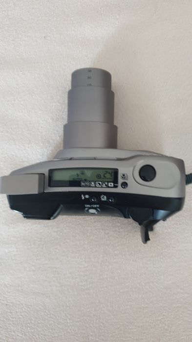 Máquina fotográfica de rolo MINOLTA RIVA 115EX