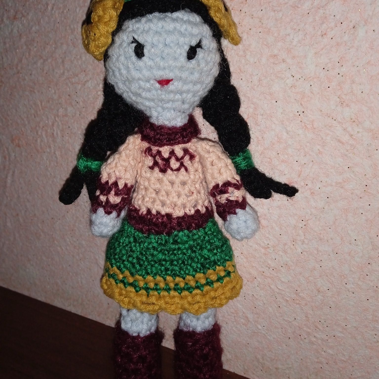 В'язана лялька українка
