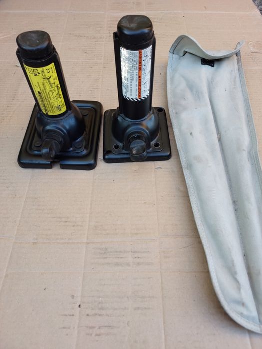 Домкрат Ключ TOYOTA Sequoia Tundra Tacoma Секвоя Тундра  Ключ Запаски