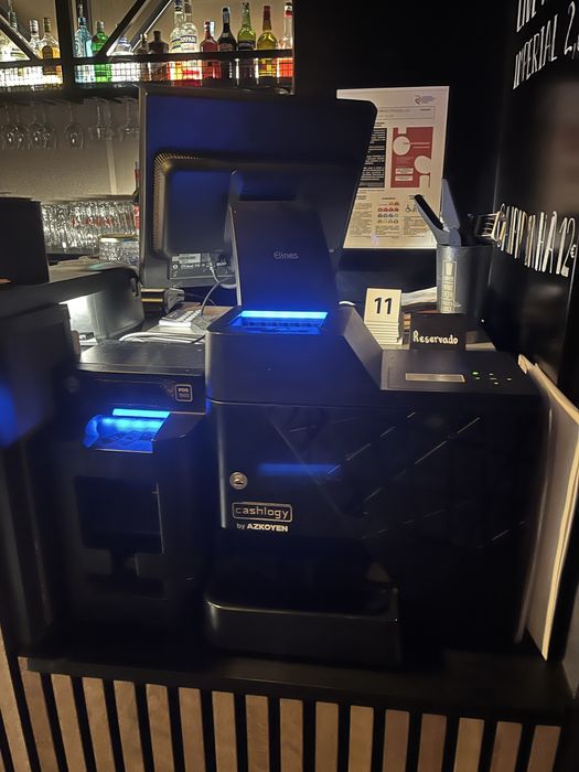 Máquina de Pagamemto Cashlogy