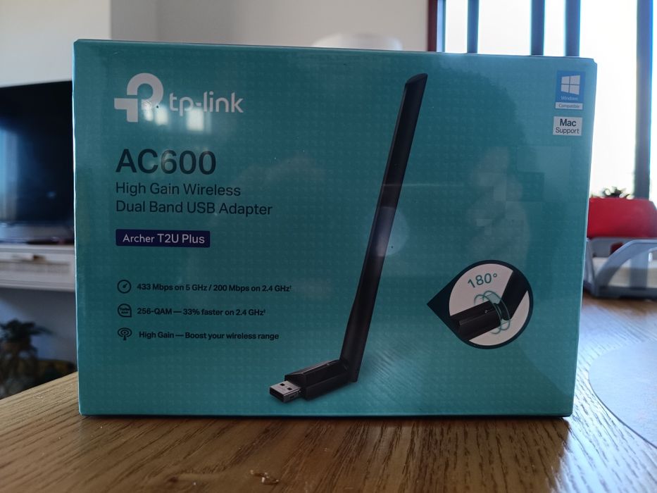 TP-LINK AC600 packaged in original box.64297533341057122