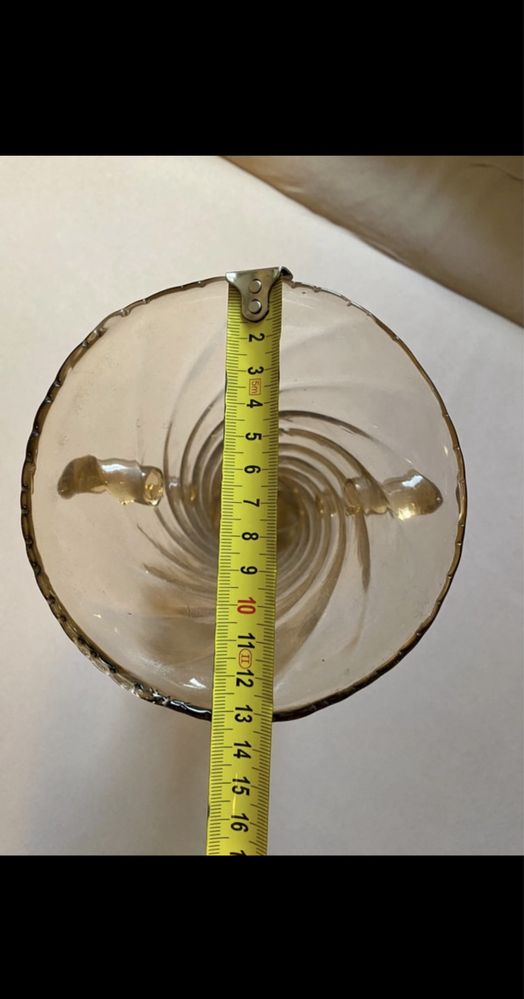 Duży szklany wazon brązowy kielich PRL