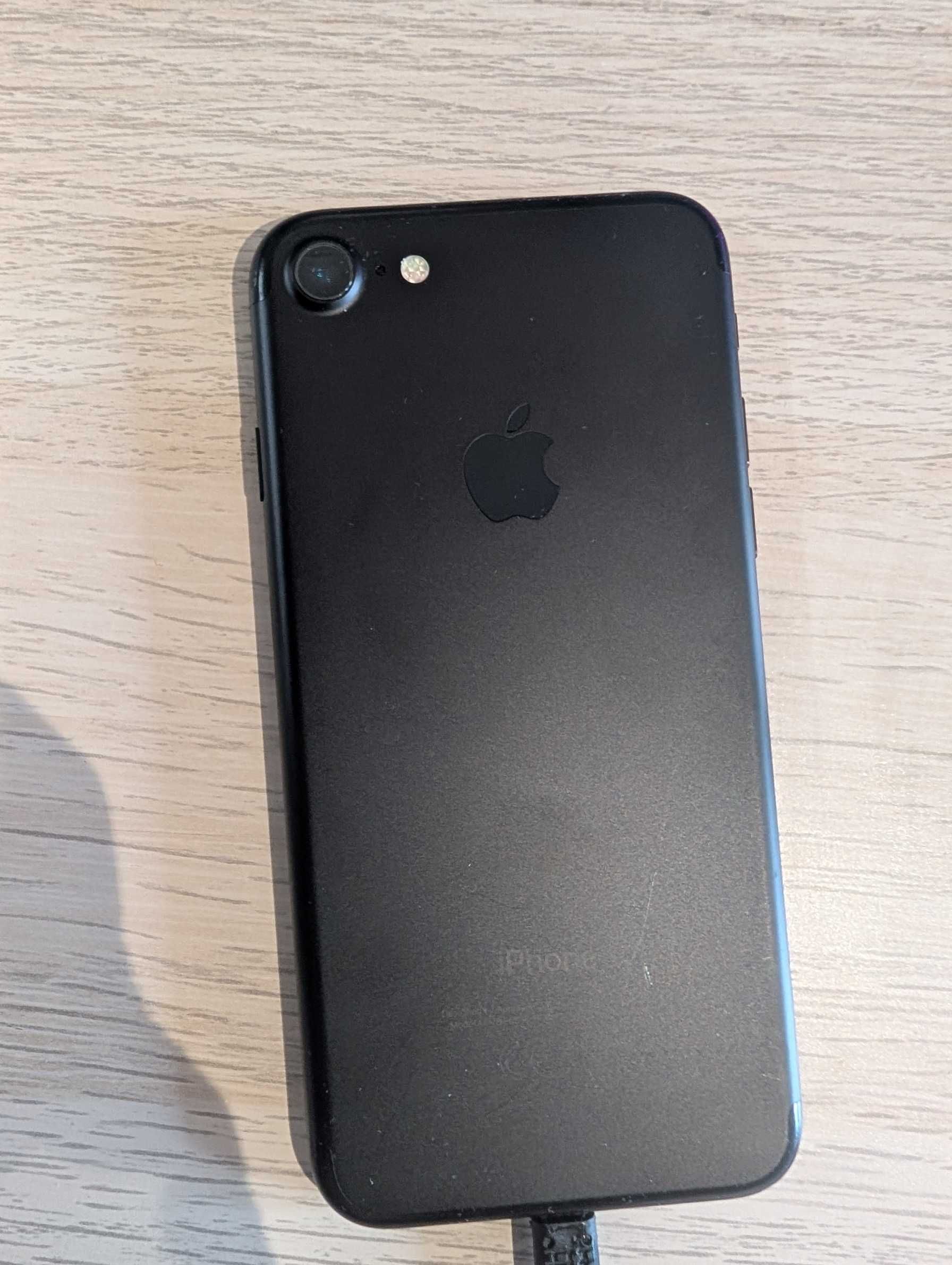 Iphone 7 32gb po gwarancji