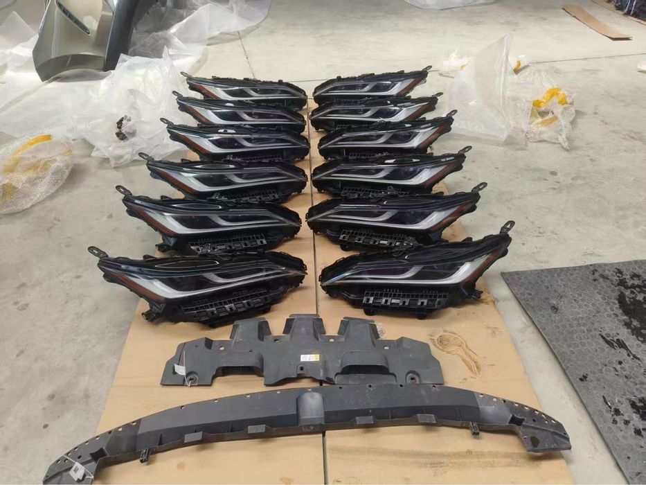 Бампер передній Toyota Venza 2021, 2022, 2023, 2024