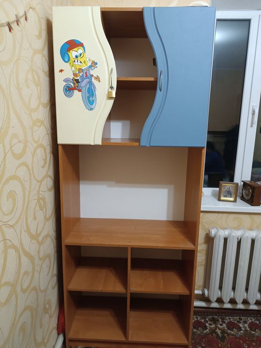 Шкаф с углом в живом состоянии