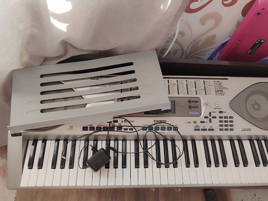 Синтезатор casio