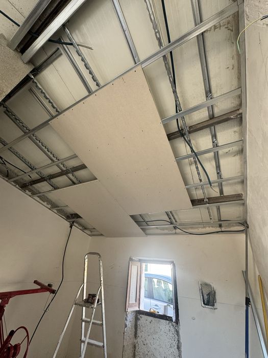 Pladur - Tectos Falsos - Paredes - Pinturas - Estuque - Barramento