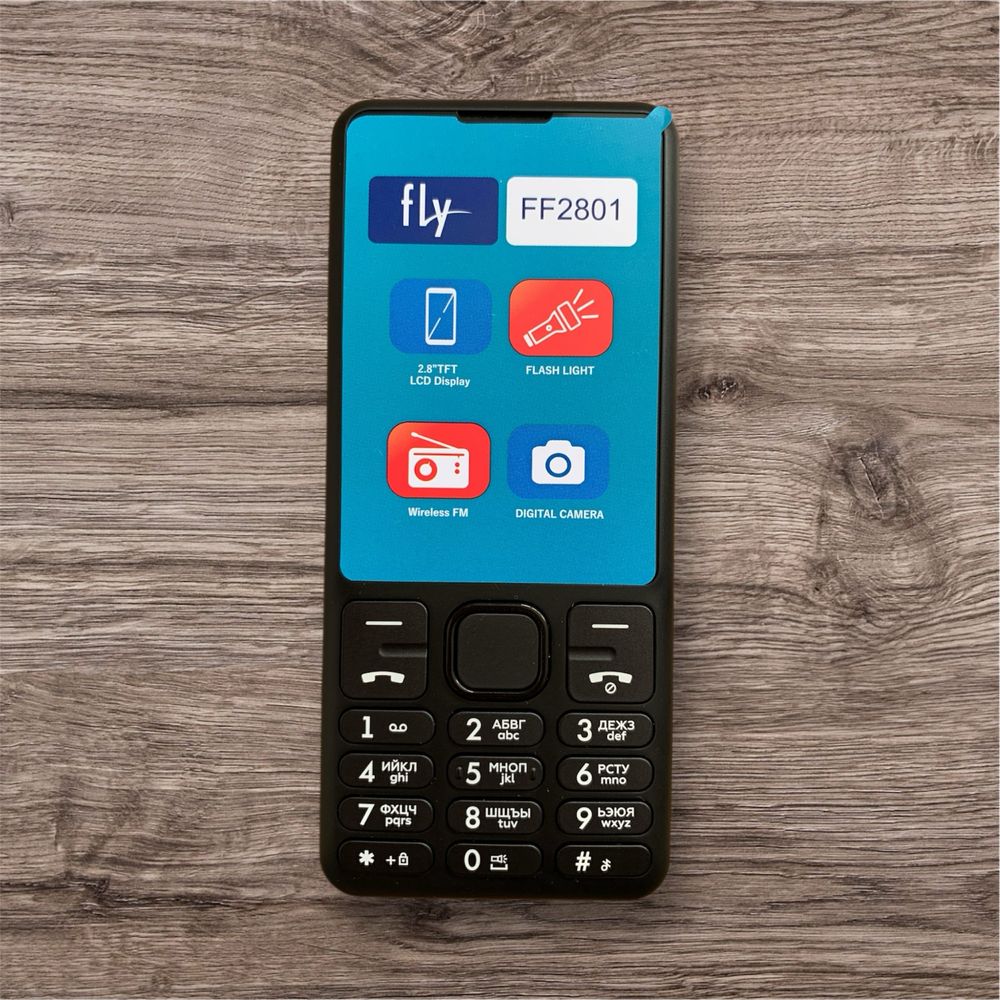 Кнопковий телефон Fly FF2801