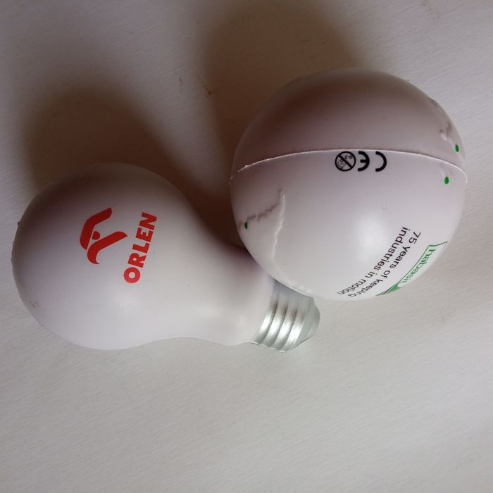 Piłeczki antystresowe relaksacyjne w kształcie żarówki i globu 3 szt.