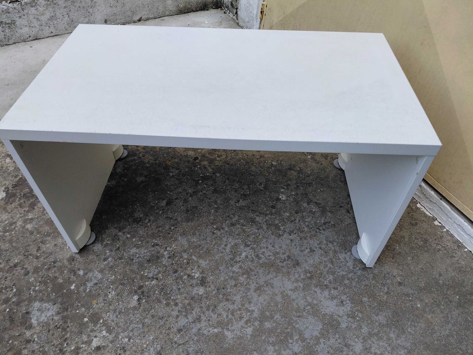 Secretária infantil para crianças