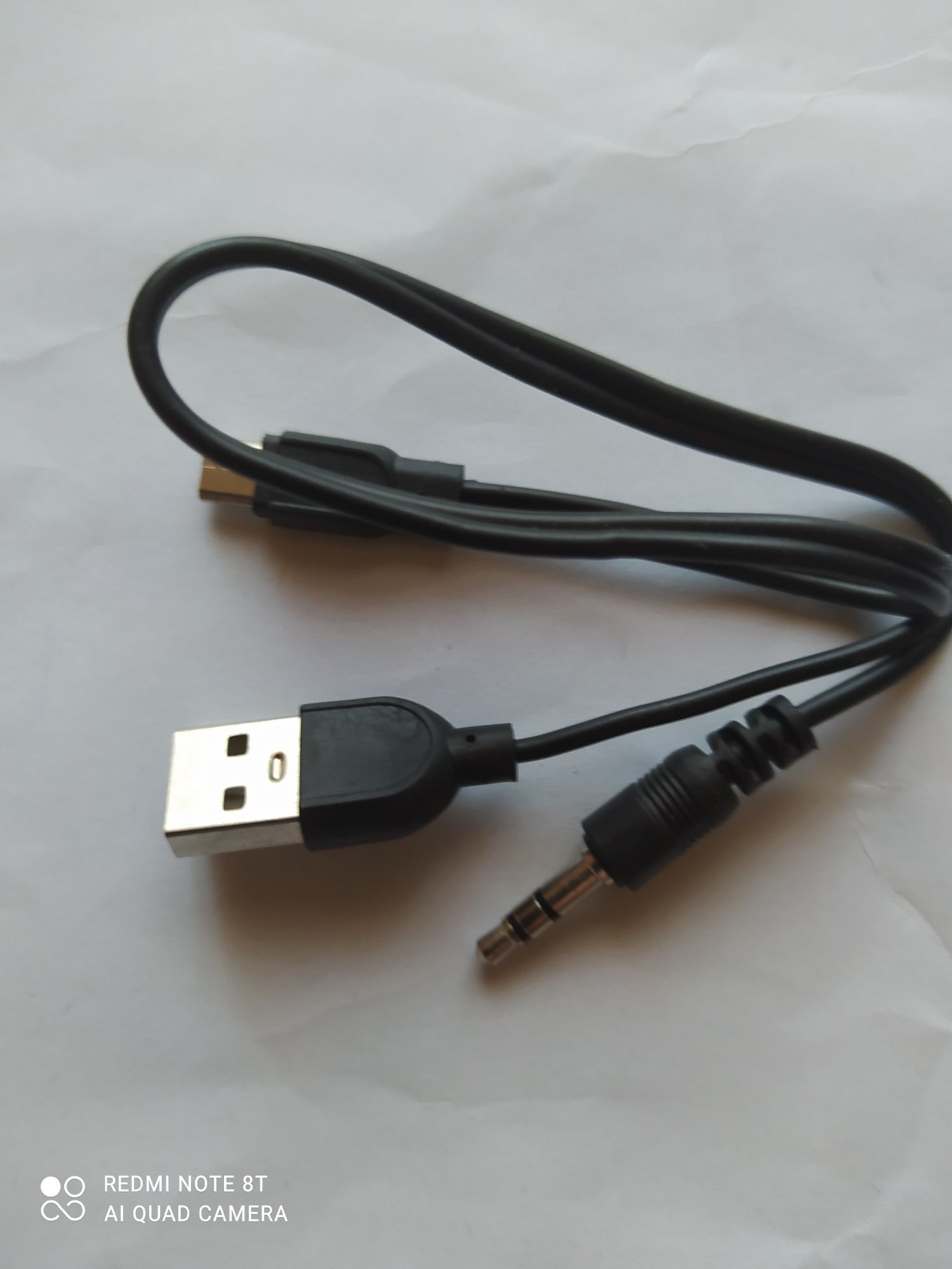 Glosnik bluetooth z wbudowanym radiem FM