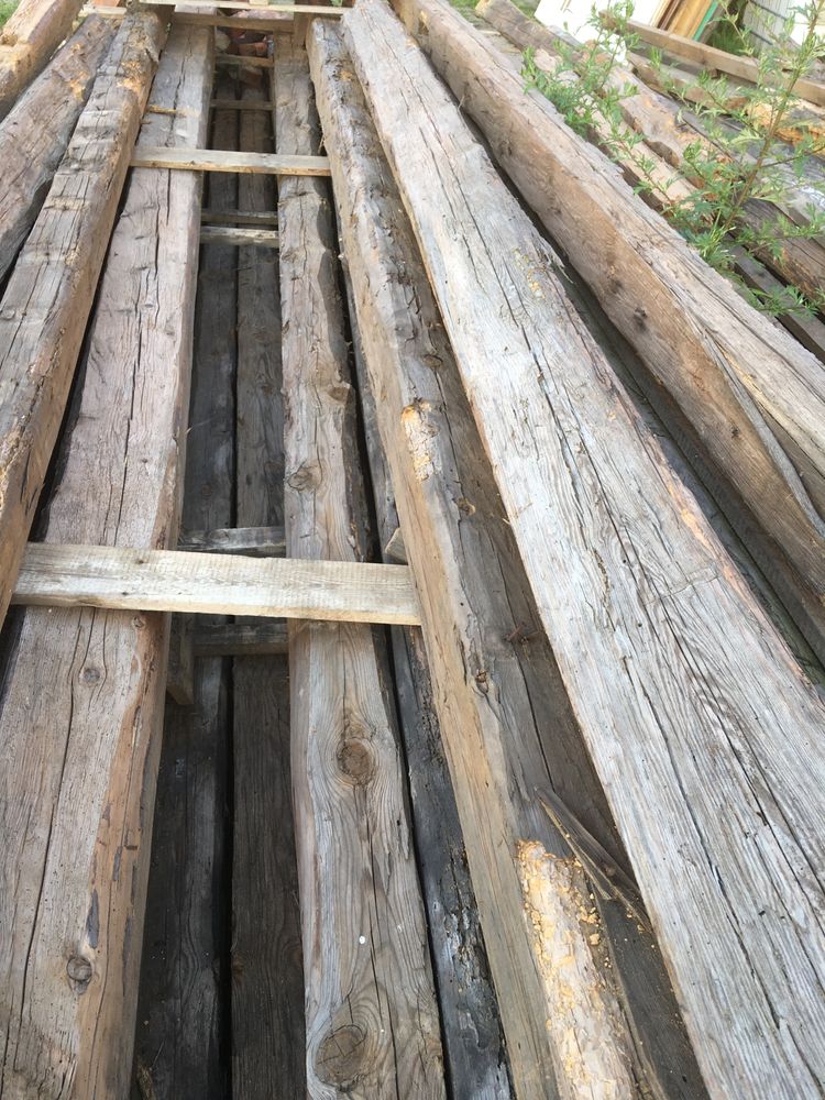 Drewno konstrukcyjne krokwie drzewo z rozbiórki