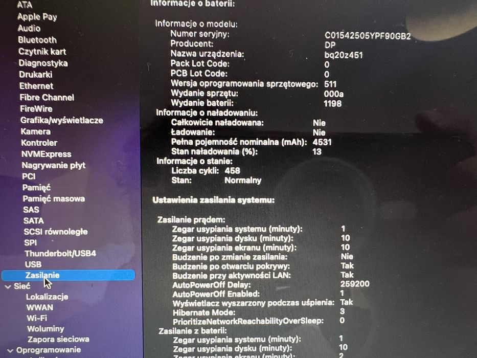 Macbook air 11 i5 8GB RAM 128GB SSD