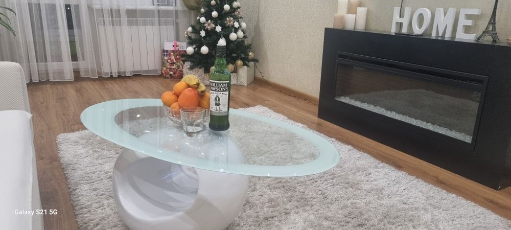 Стіл журнальний вітальня