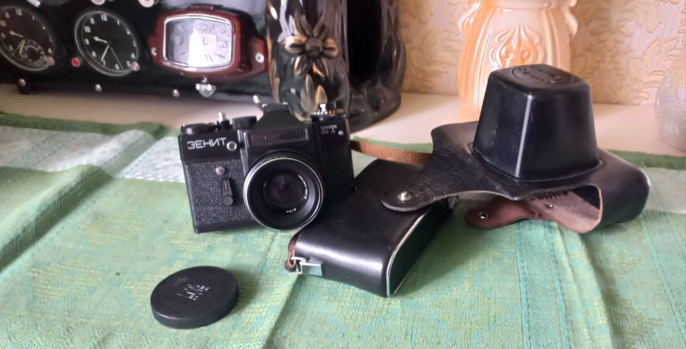 Фотоапарат Зеніт-ЕТ. (Опис читати обов'язково).