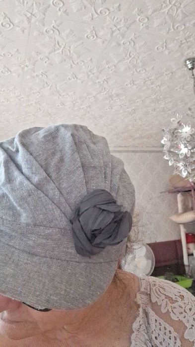 czapka h&m kwiatem zdobiona vintage z daszkiem beret beretka len ramia