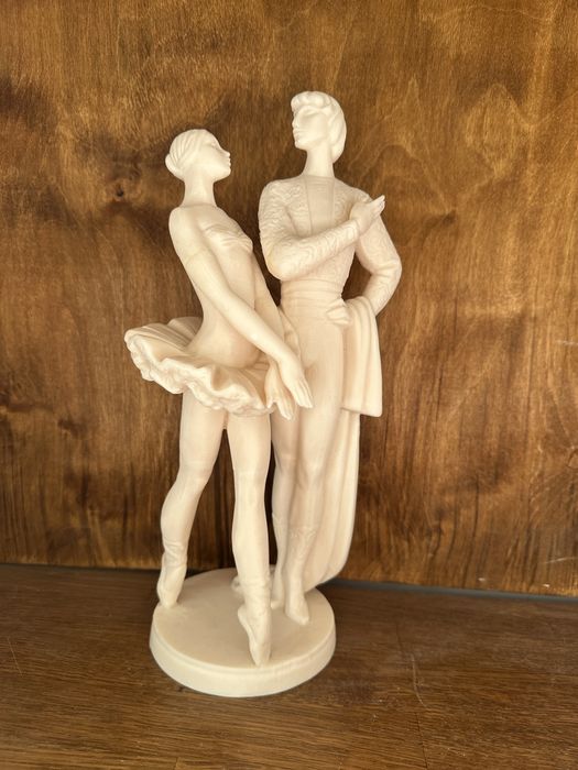 Він та вона. Балетна пара. Скульптура, статуетка 50-60 радянської доби
