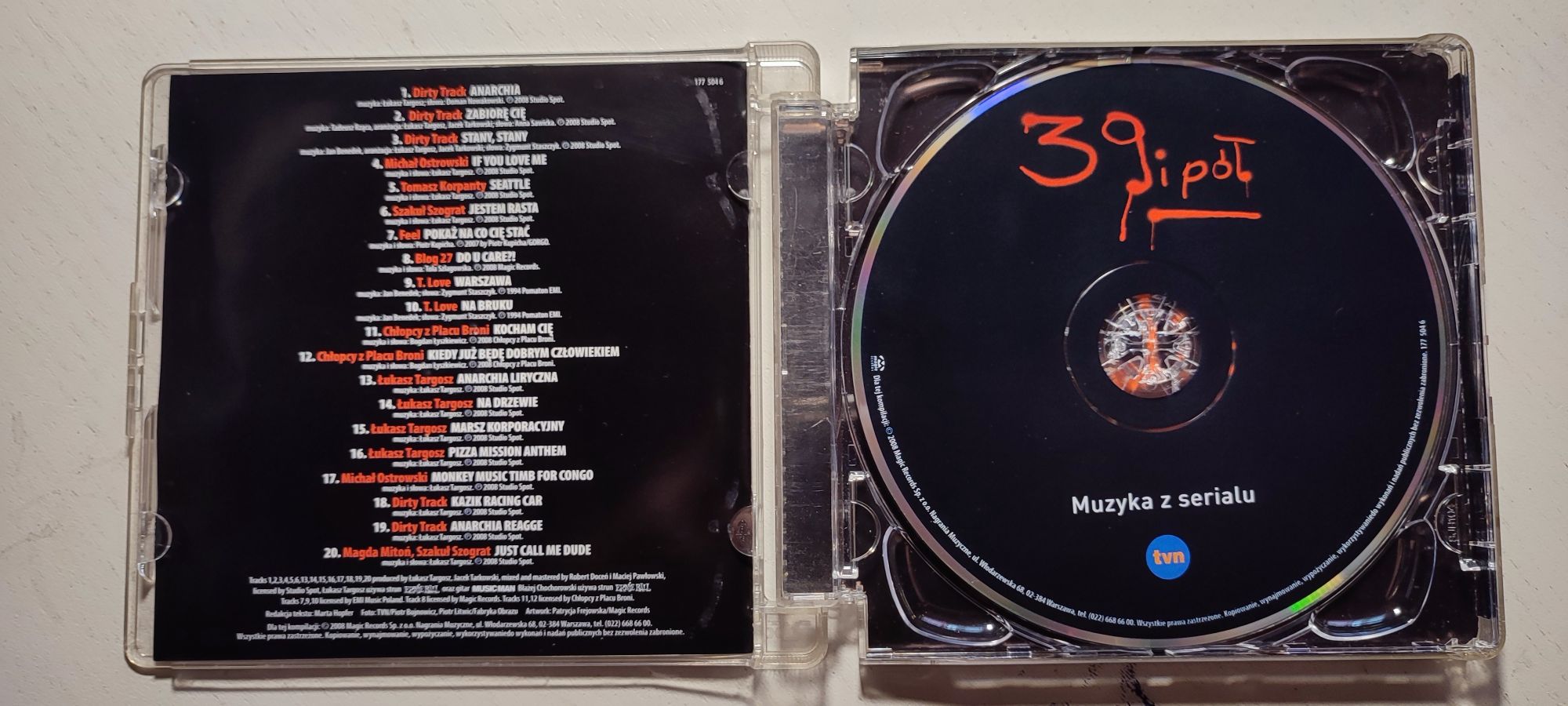 39 i pół muzyka z serialu CD