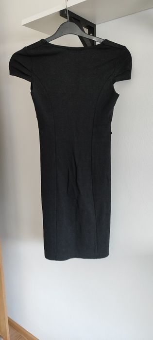 Czarna dopasowana sukienka XS 34 S 36 orsay