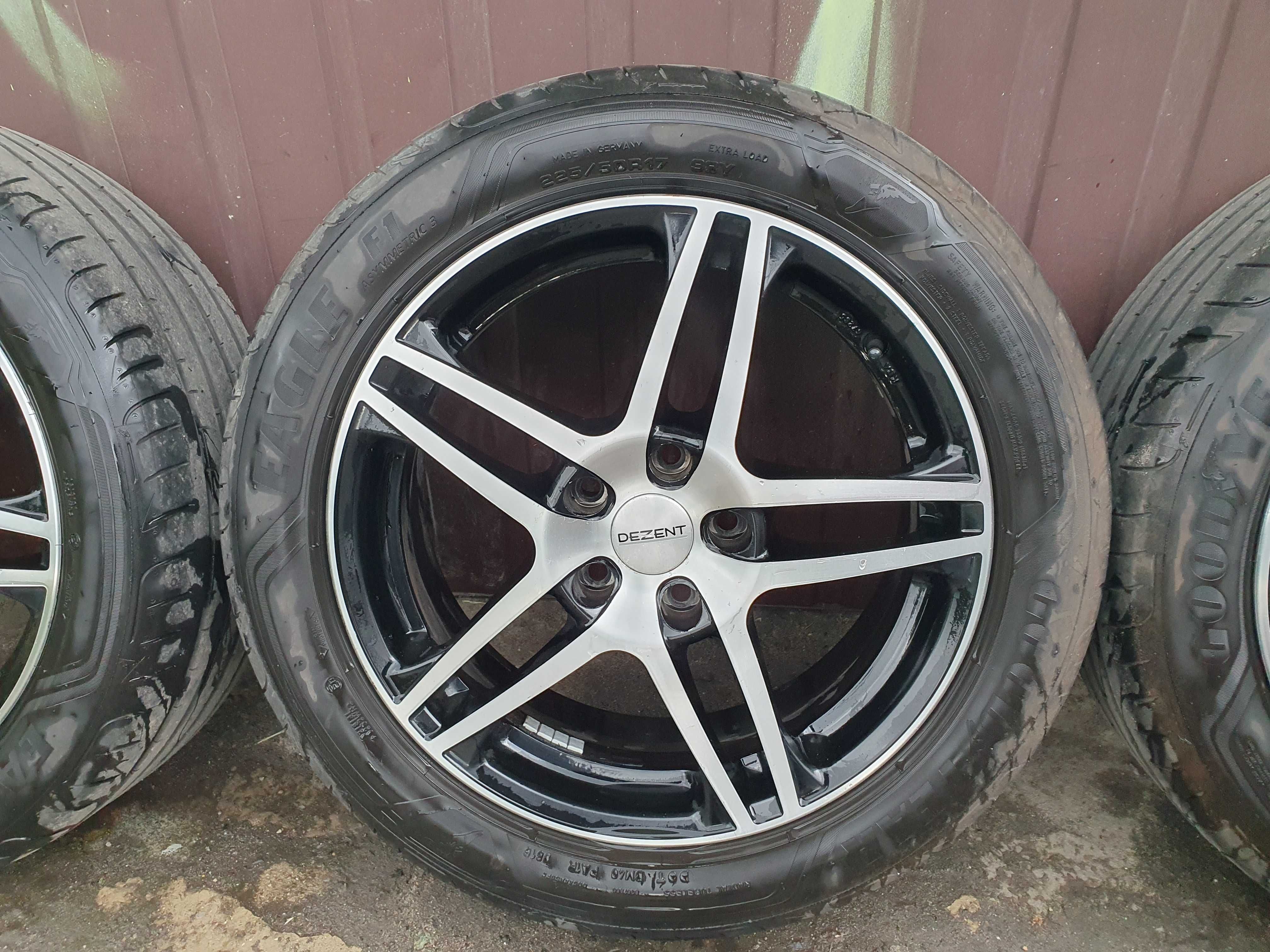 Alufelgi Dezent 17 5x112 ET48 Skoda Vw z oponami 225/50R17 lato