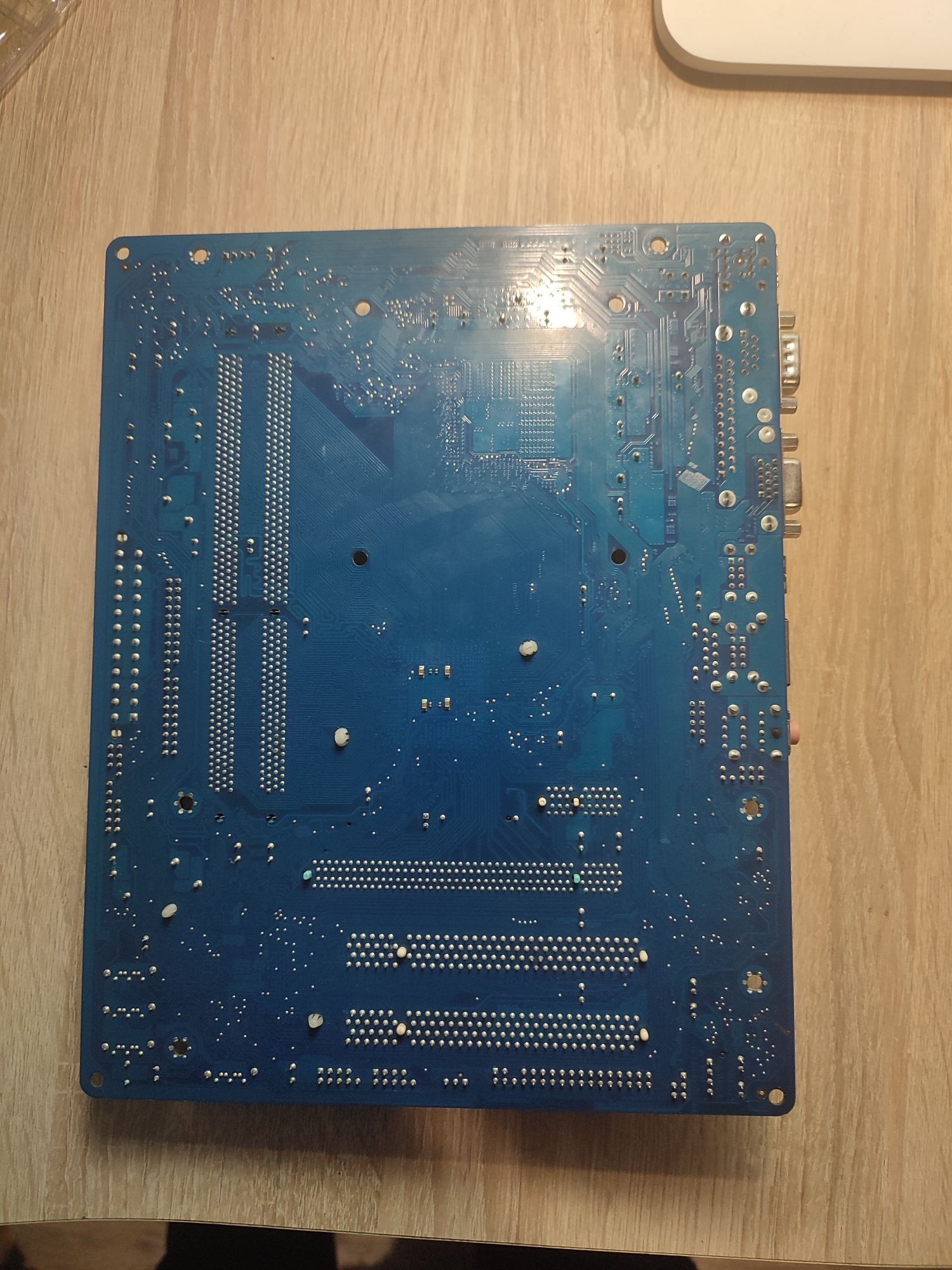 Материнские платы socket am3 lga755