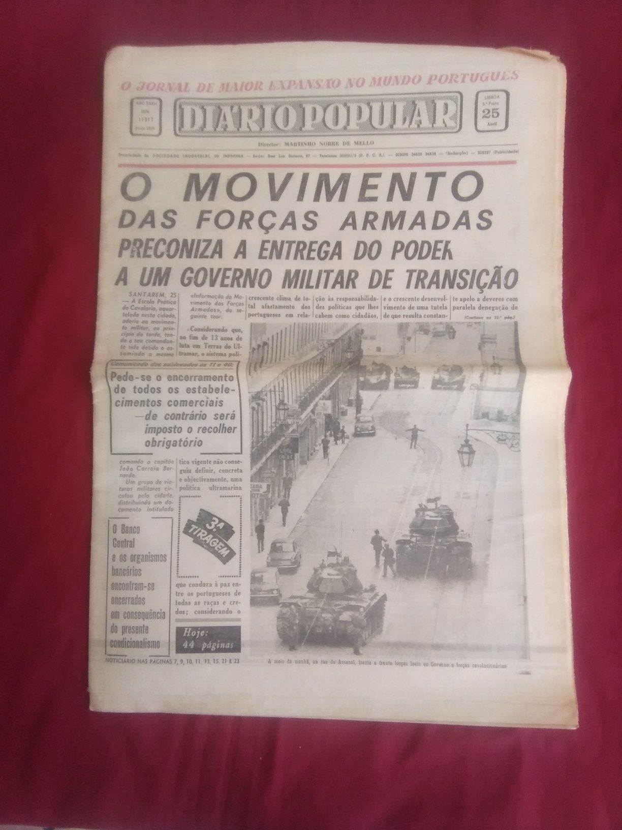 14 jornais 25 de Abril até 30 de Abril 1974.