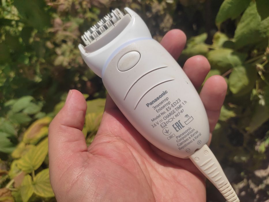 Дорогий епілятор Panasonic для дорогої пі сі.видаляє ніжно і надовго