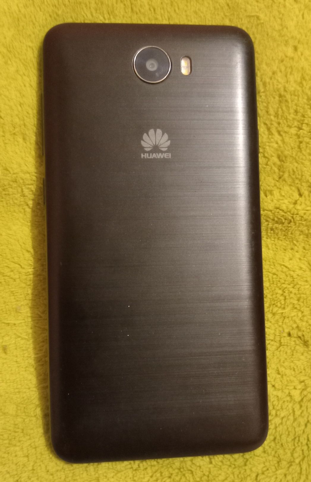 Продам смартфон Huawei Y5 II (CUN-U29) 1/8Gb