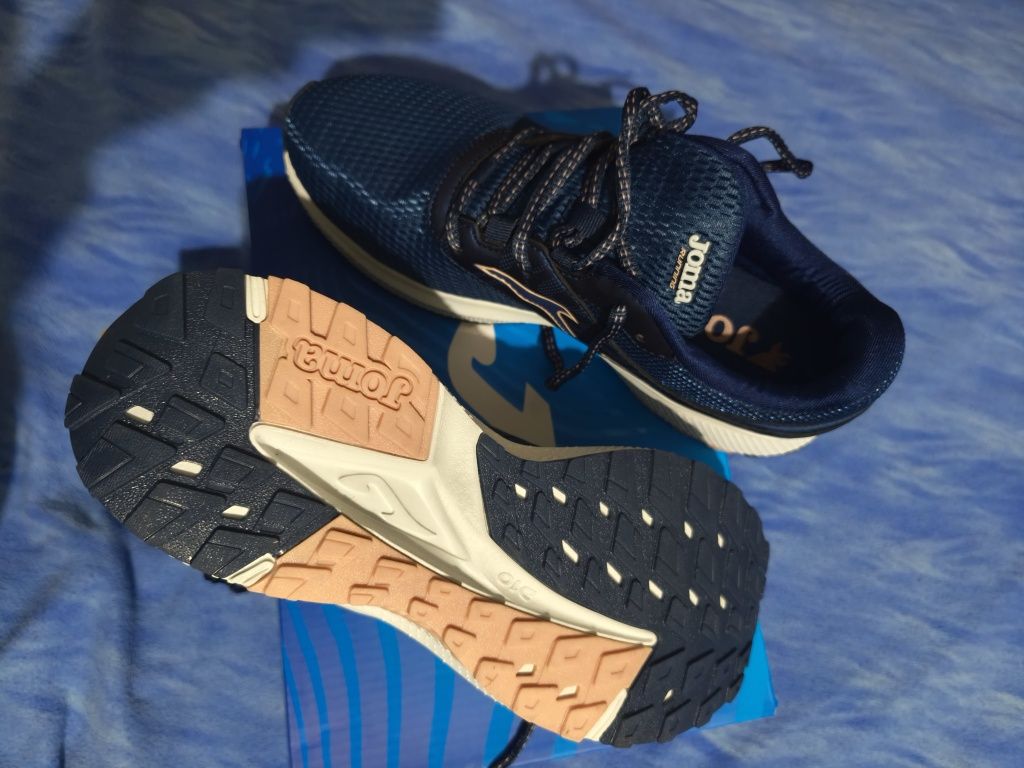 Tenis senhora Joma