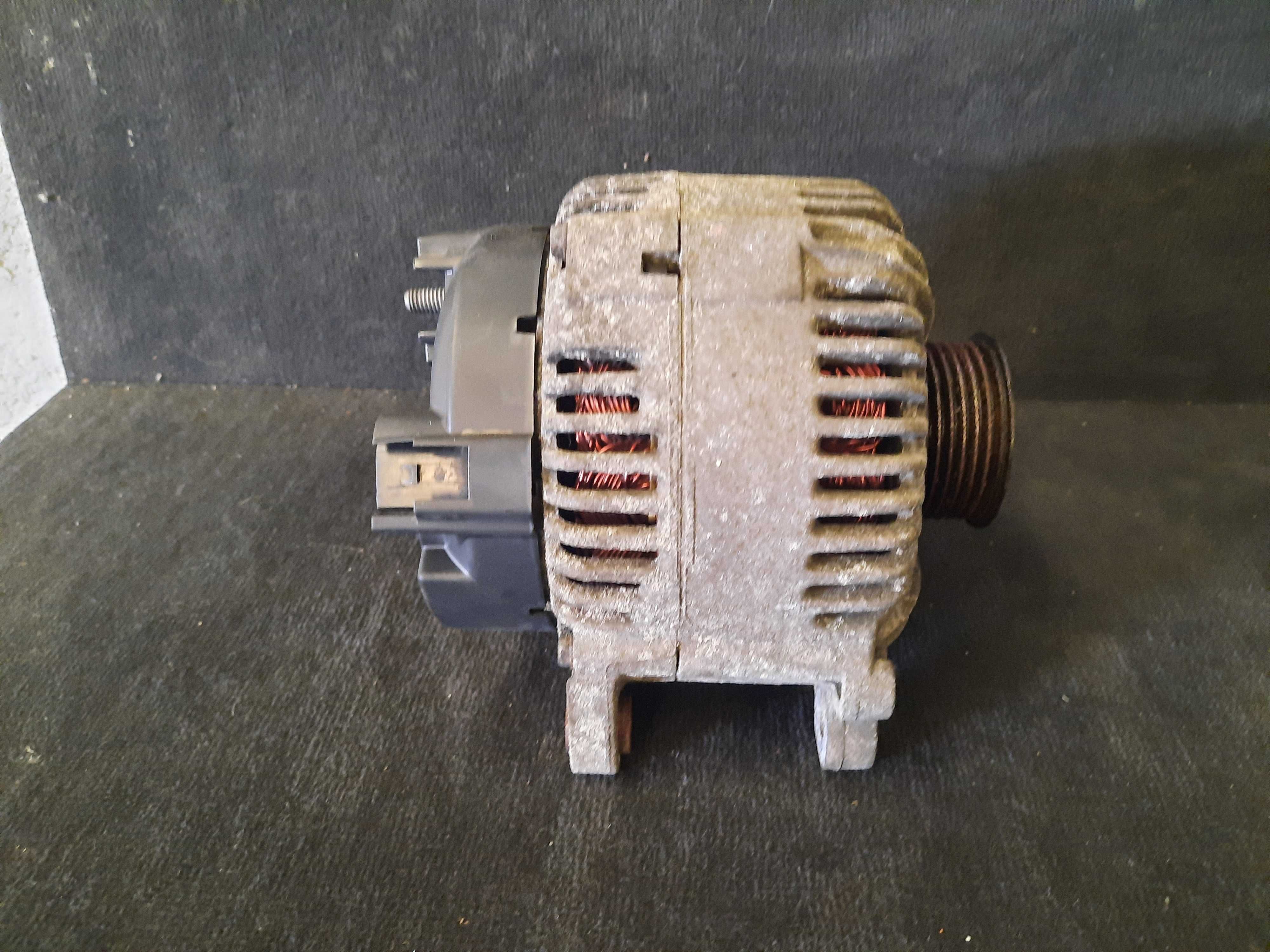 Alternador Audi A6 C6 (4F5)