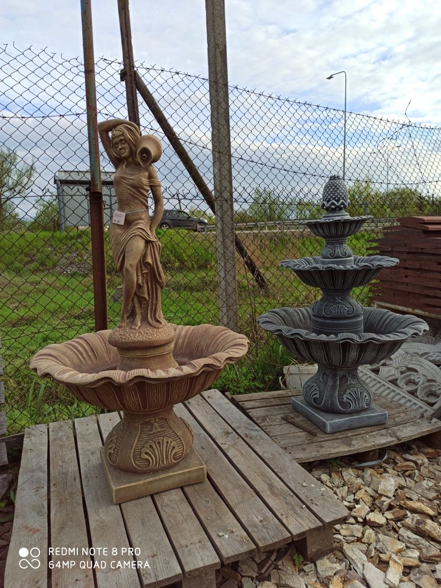 Садово паркові фігури квітники фонтани стовпці для огорожі