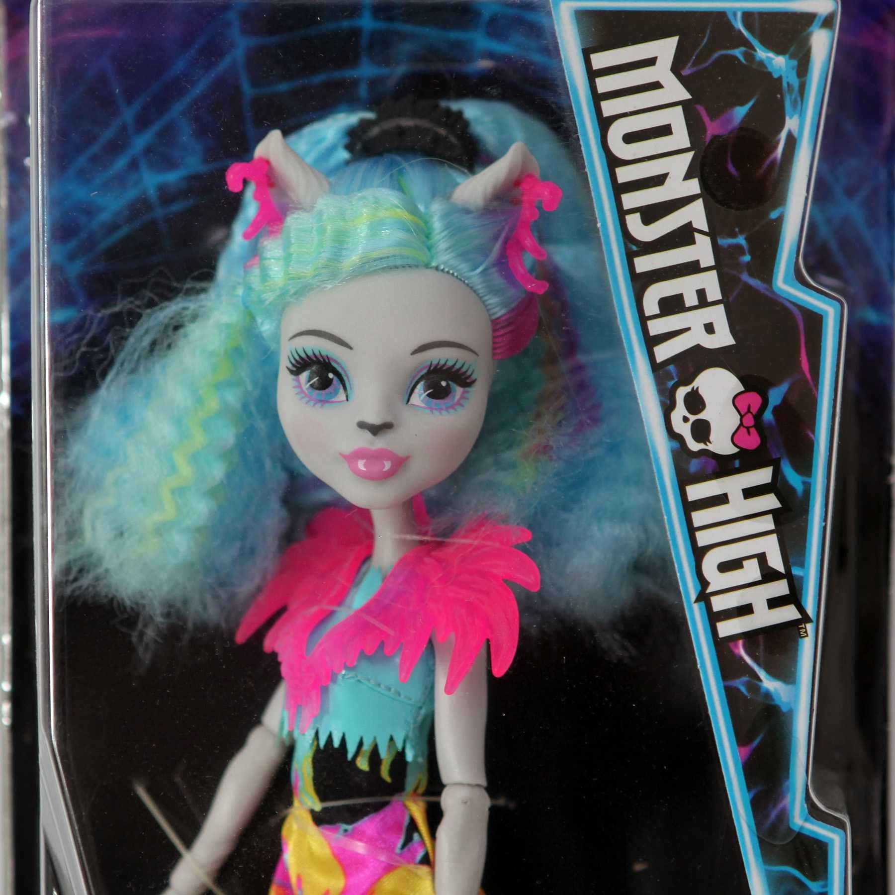 Lalka Monster High Electrified zelektryzowane fryzury Silvi Timberwolf