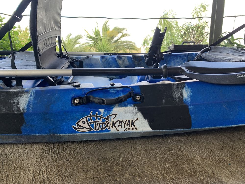 Kayak 2 lugares com motor