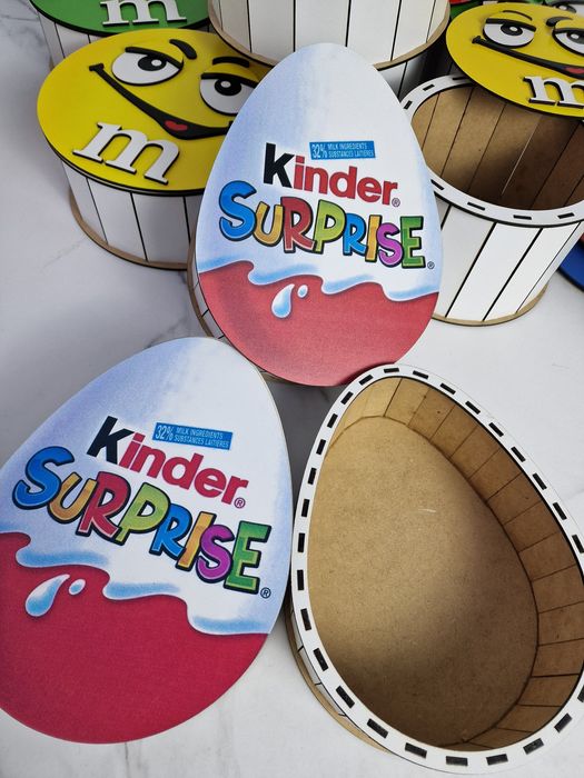 Kinder Box  pudełko na słodkości