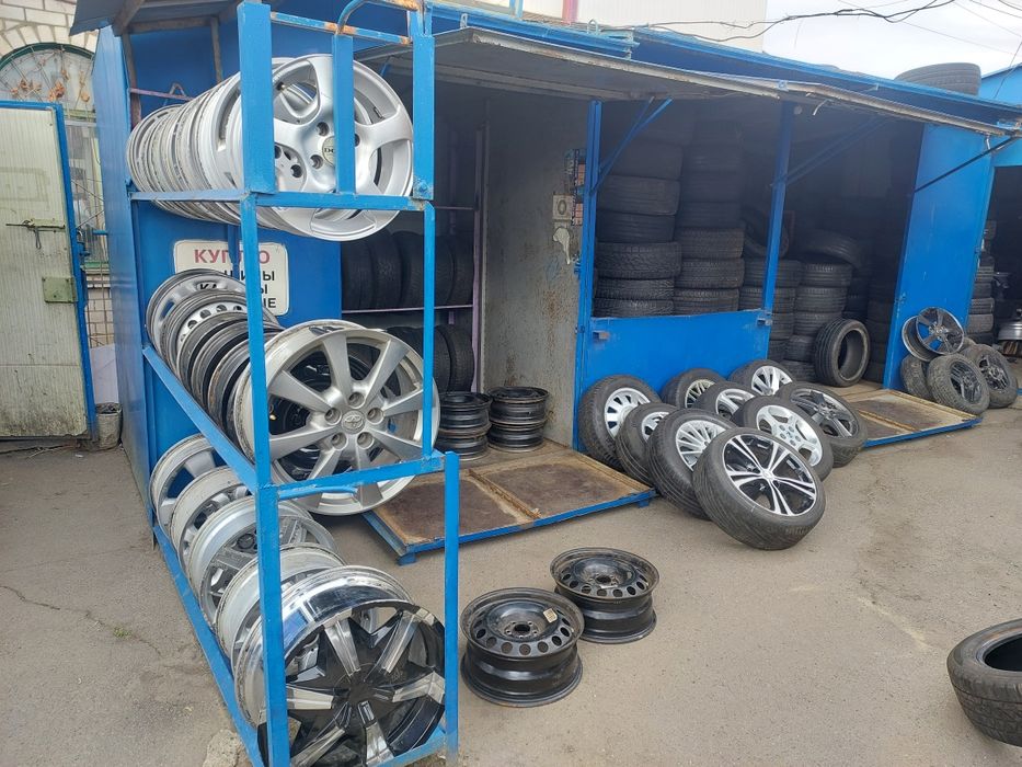 Продам діючий бізнес кав'ярня + склад магазин шин