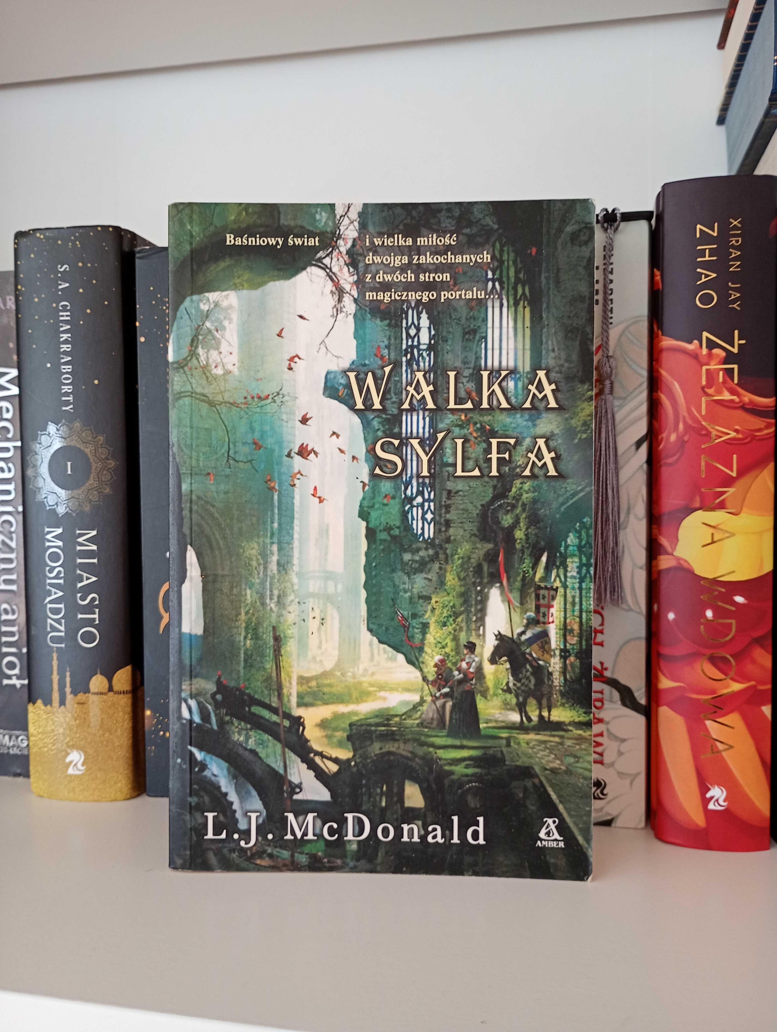 Walka Sylfa L.J. McDonald