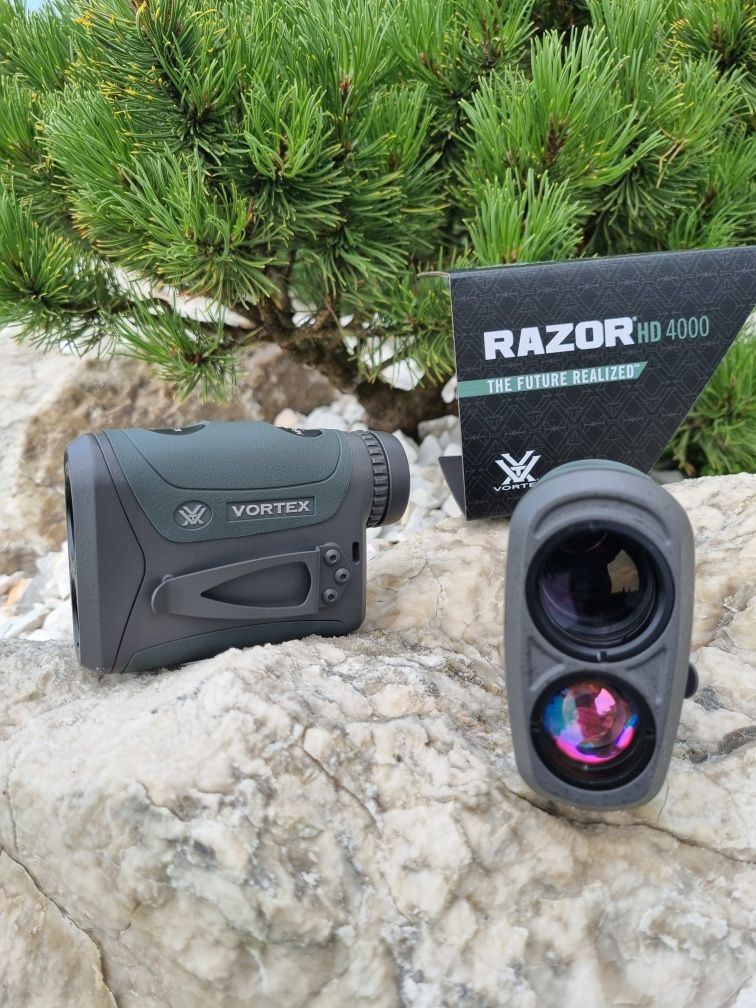 Лазерный дальномер Vortex Razor HD 4000 дальність 3650 м.