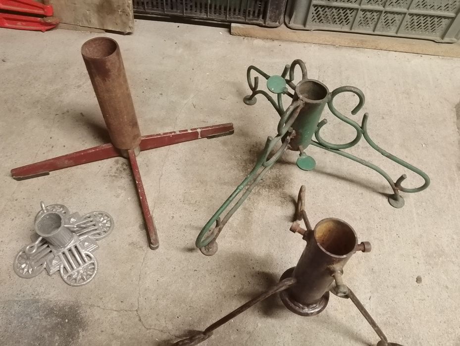 Stojaki na choinkę duże używane PRL