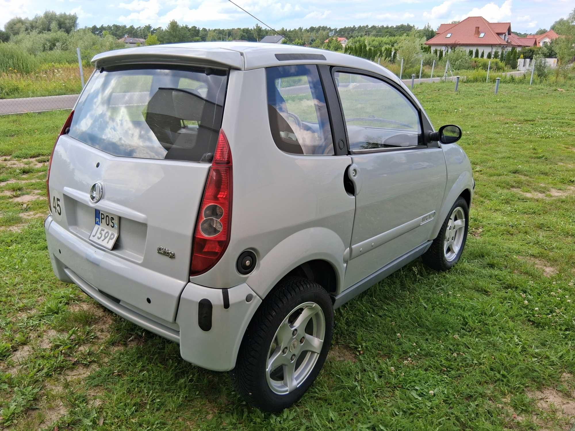 Microcar _Aixam City_2009r_ bez prawka kat.B_transport_kubota