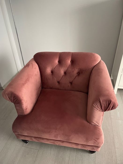 Fotel różowy idealny stan