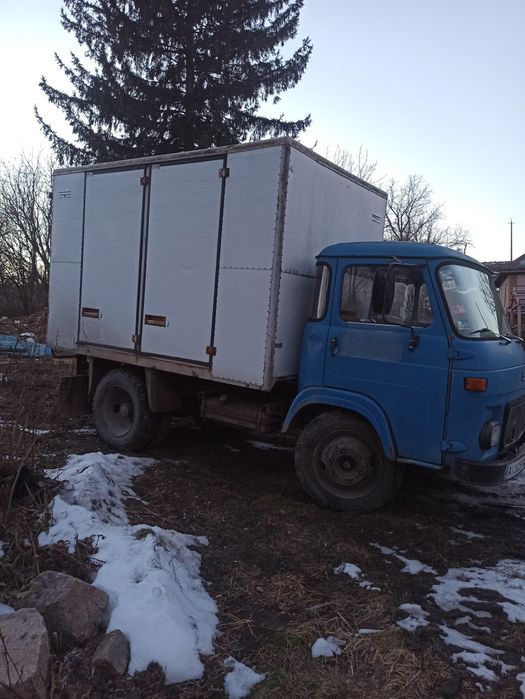 Авіа вантажний автомобіль