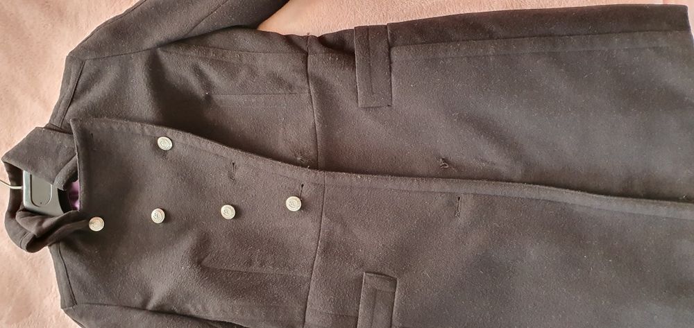 Casaco preto sobretudo