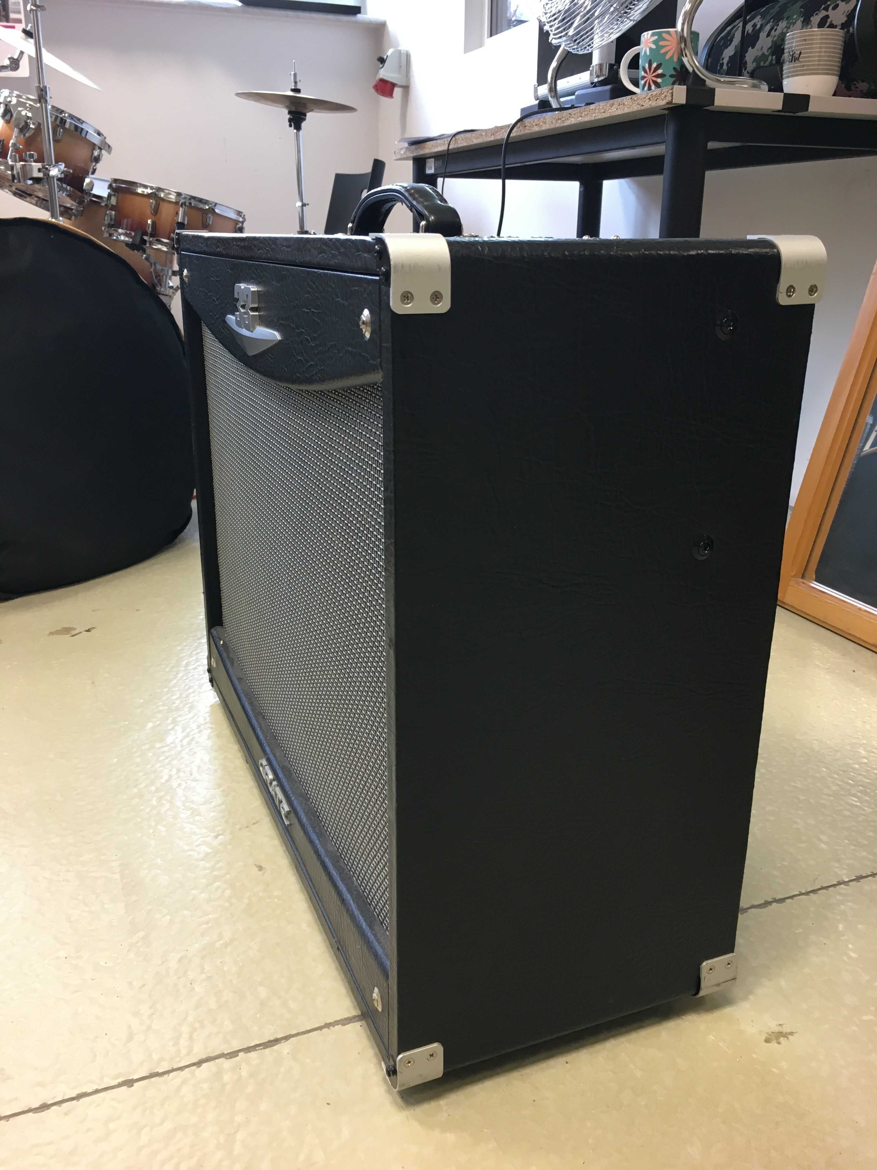 Wzmacniacz gitarowy Crate V33 212 combo