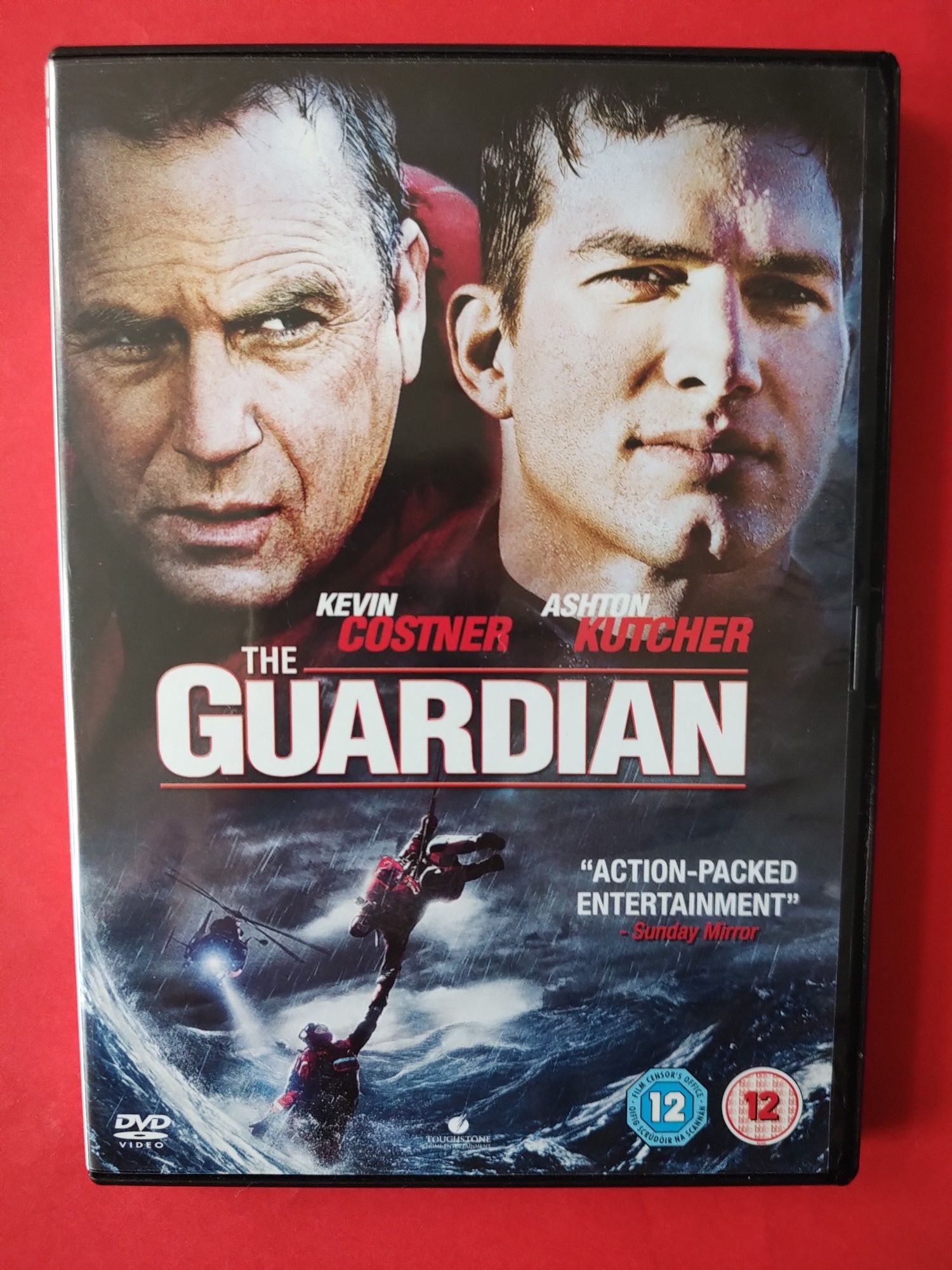 The Guardian/Kevin Costner/ Ashton Kutscher język polski