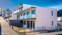 Casa / Villa T3 em Caniço de 223,00 m2