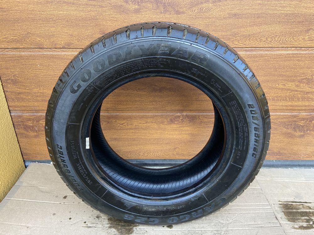 Продам резину Goodyear 205/65 R16C Літо 1 шт